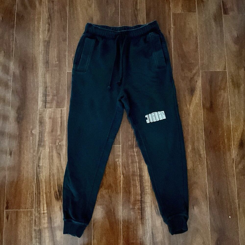 Jordan Boys Small Black Flight Fleece Jogger Sweatpants Jumpman Logo - Picture 2 of 2